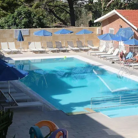 Paleos Lägenhetshotell 3*