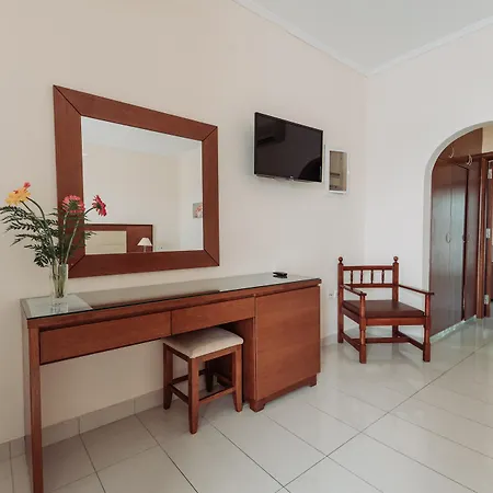 Aparthotel Paleos 3*