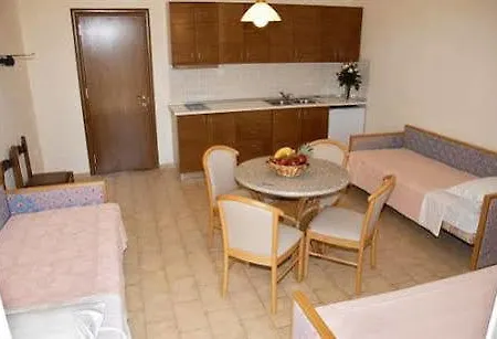 Apart Otel Paleos