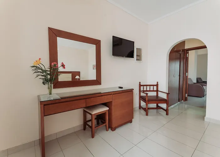 Hotel apartamentowy Paleos 3*