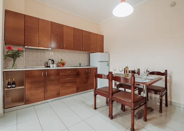 Paleos Aparthotel Ialysos (Rhodes)