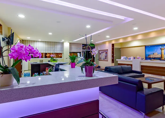 Paleos Aparthotel Ialysos (Rhodes)