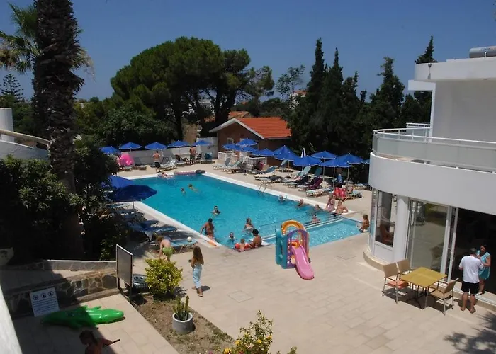 Paleos Aparthotel Ialysos (Rhodes)