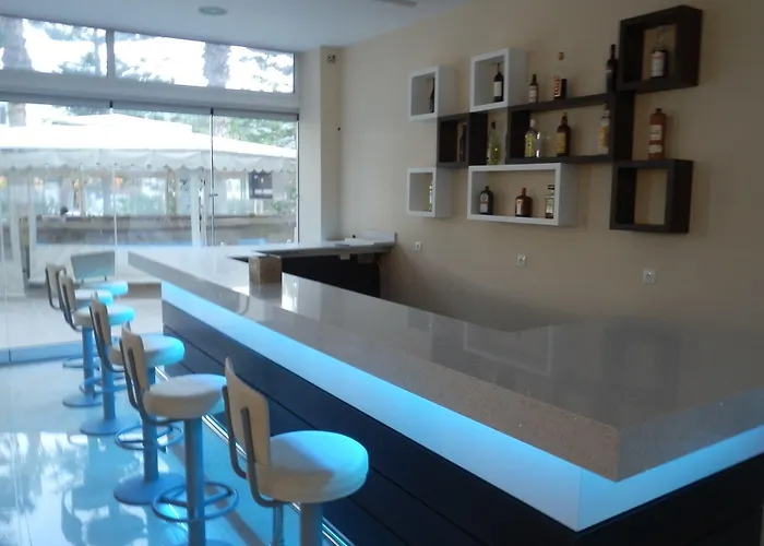 Paleos Aparthotel Ialysos (Rhodes)