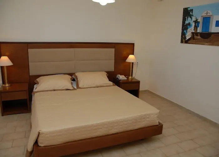 Aparthotel Paleos 3*