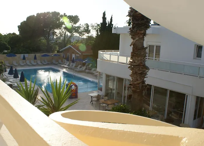 Aparthotel Paleos Ialysos (Rhodes)