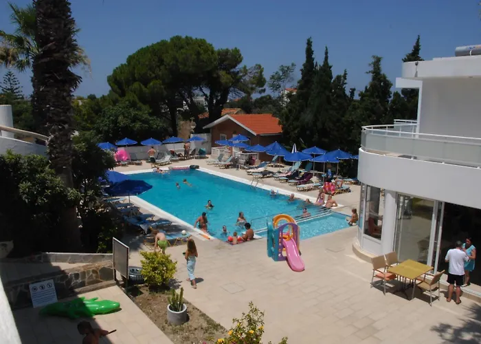 Paleos Aparthotel Ialysos (Rhodes)