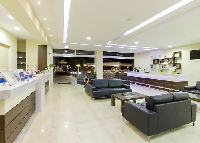 Paleos Aparthotel 3*