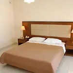 Apart-hotel Paleos