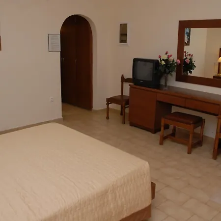 Paleos Aparthotel