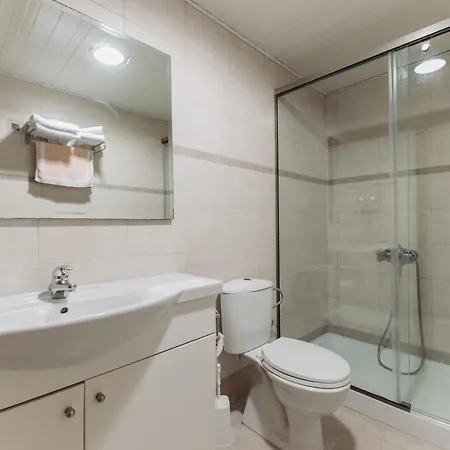 Paleos Aparthotel