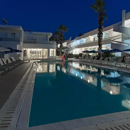 Paleos Aparthotel 3*