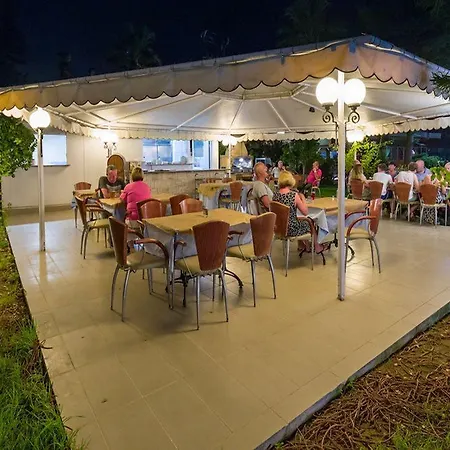 Paleos Aparthotel 3*