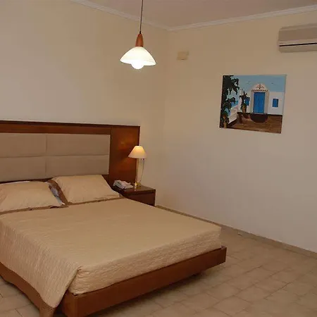 Aparthotel Paleos