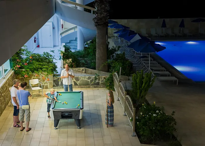 Aparthotel Paleos