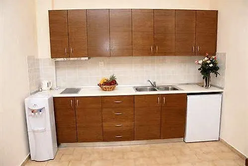 Paleos Aparthotel